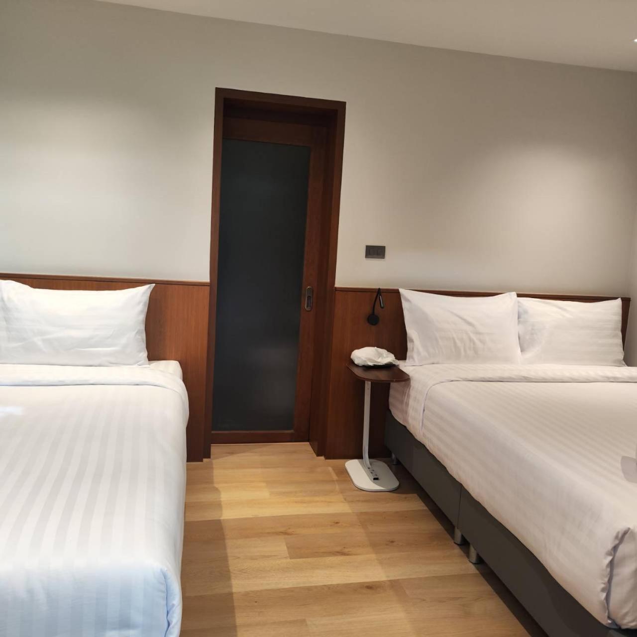 Rooms At Number60 Khaosan 방콕 외부 사진